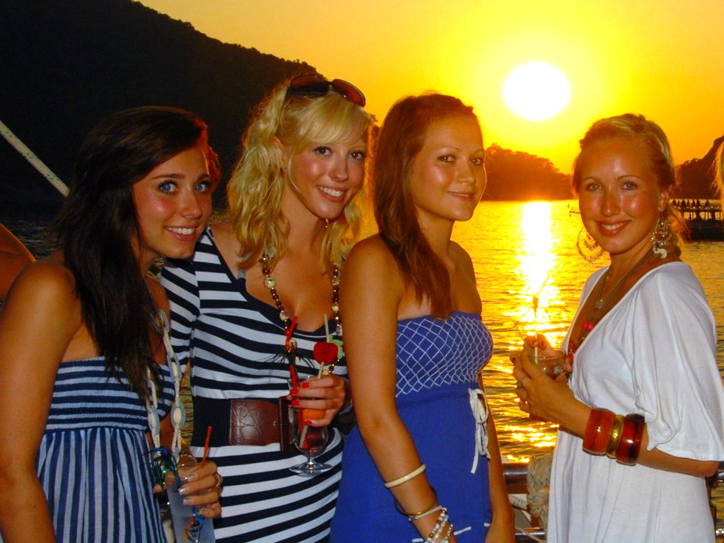 Marmaris Big Boss Karaoke & Party Boat